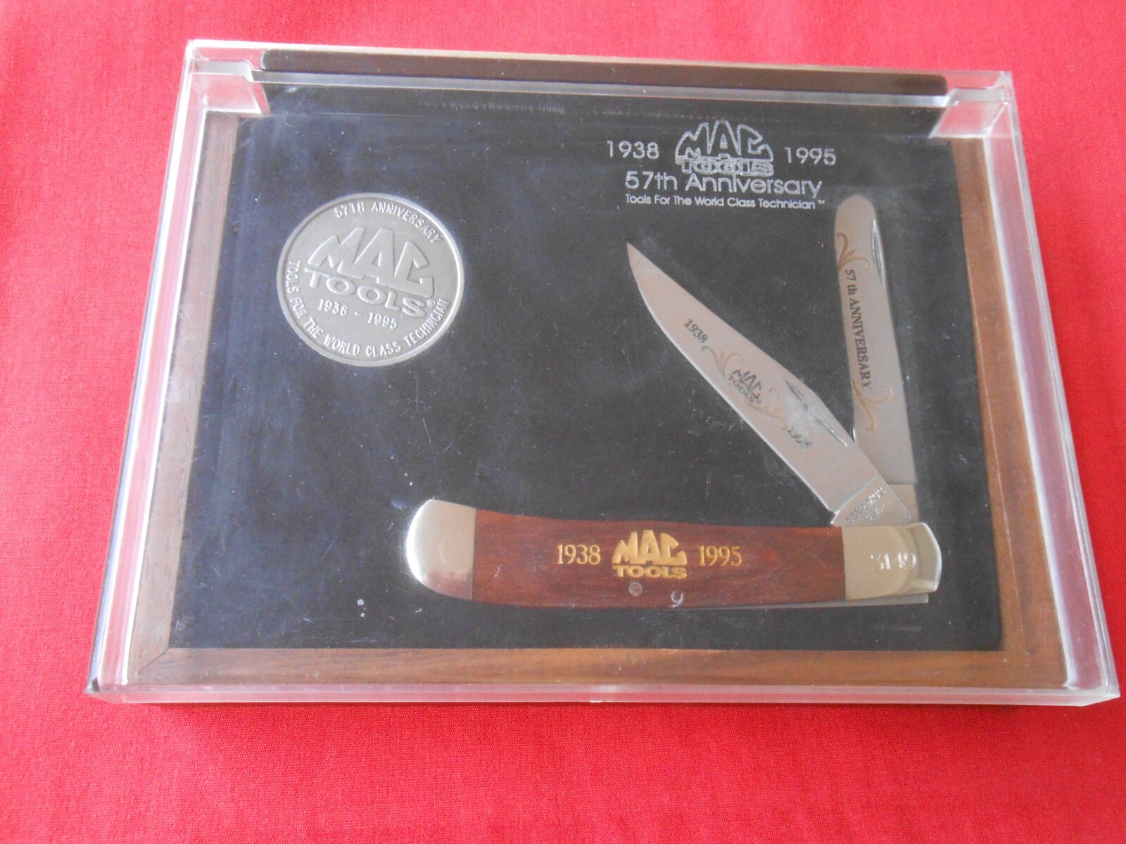 BEAR MGC 2 BLADE TRAPPER MAC TOOLS 57 TH ANNIVERSARY WOOD BEAR MGC 2 BLADE TRAPPER MAC TOOLS 57 TH ANNIVERSARY WOOD