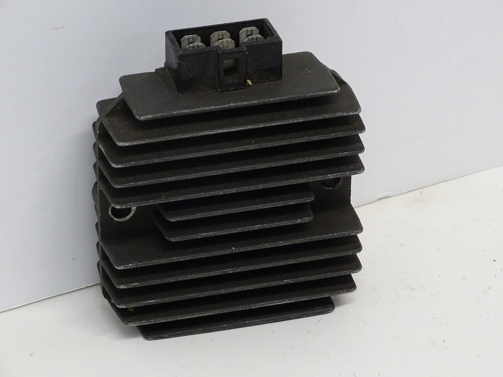 1988 Kawasaki Ninja ZX600 Voltage Regulator Rectifier OEM