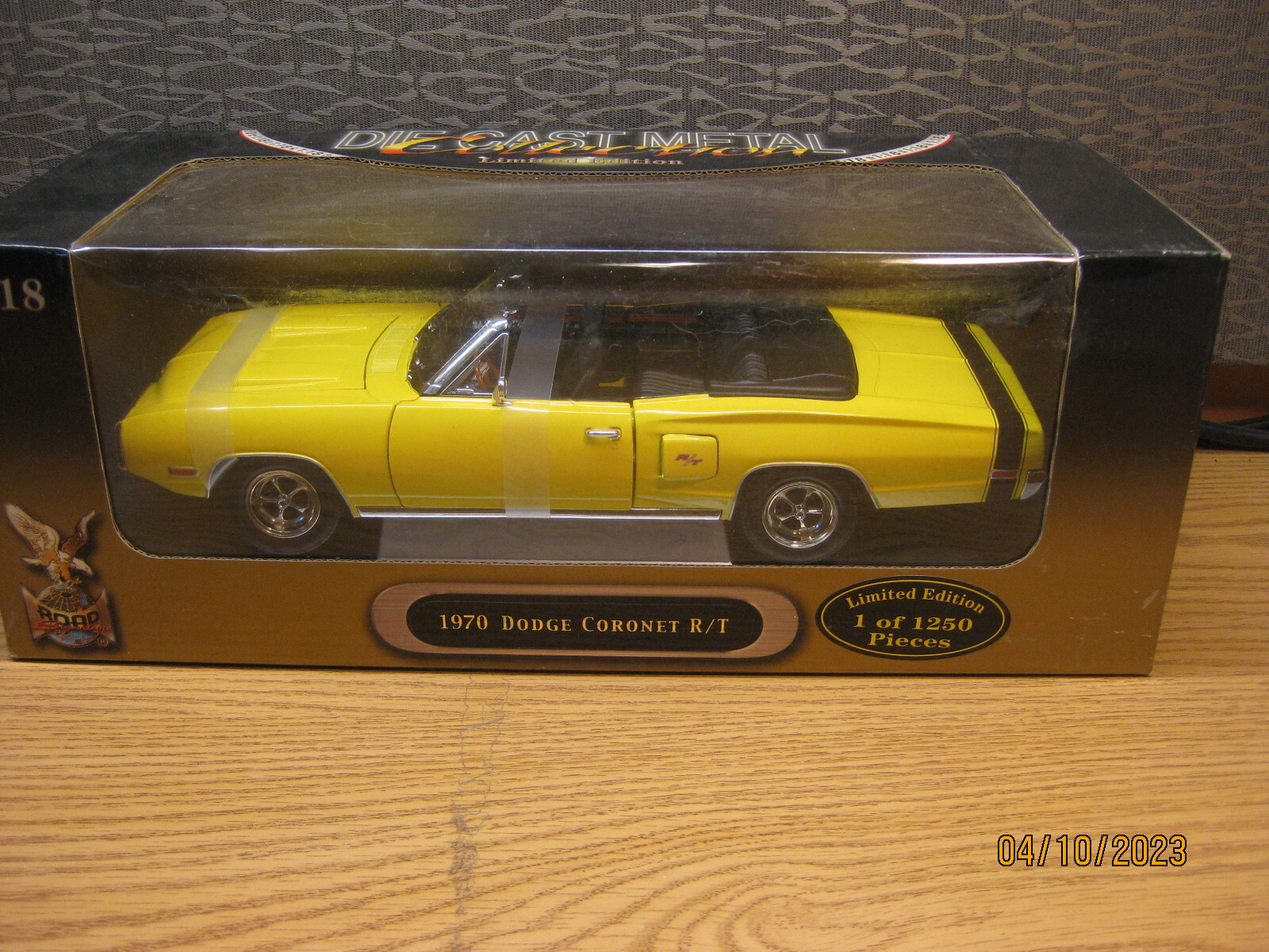 ミニカー Lucky Die Cast Dodge Coronet R/T 1970 Dodge Coronet R/T Convertible by Lucky Road Signature 1/18