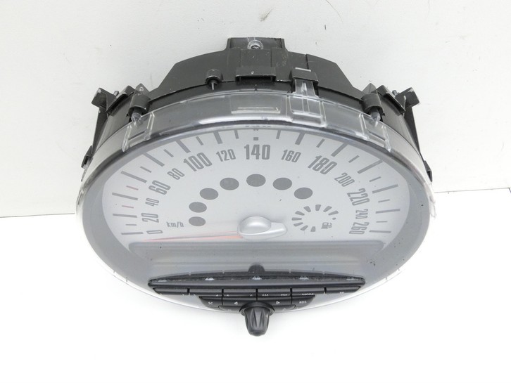 Mini One R56 LCI 13-16 1,6 72KW Kombiinstrument Tacho Zentraltacho Radio CD Mini One R56 LCI 13-16 24.09.2012... Vorschau 3