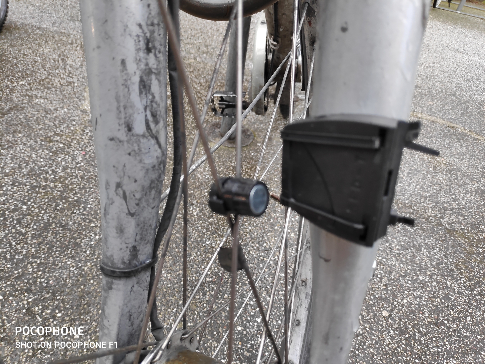 fahrradcoputer richtig an das fahrrad anbringen
