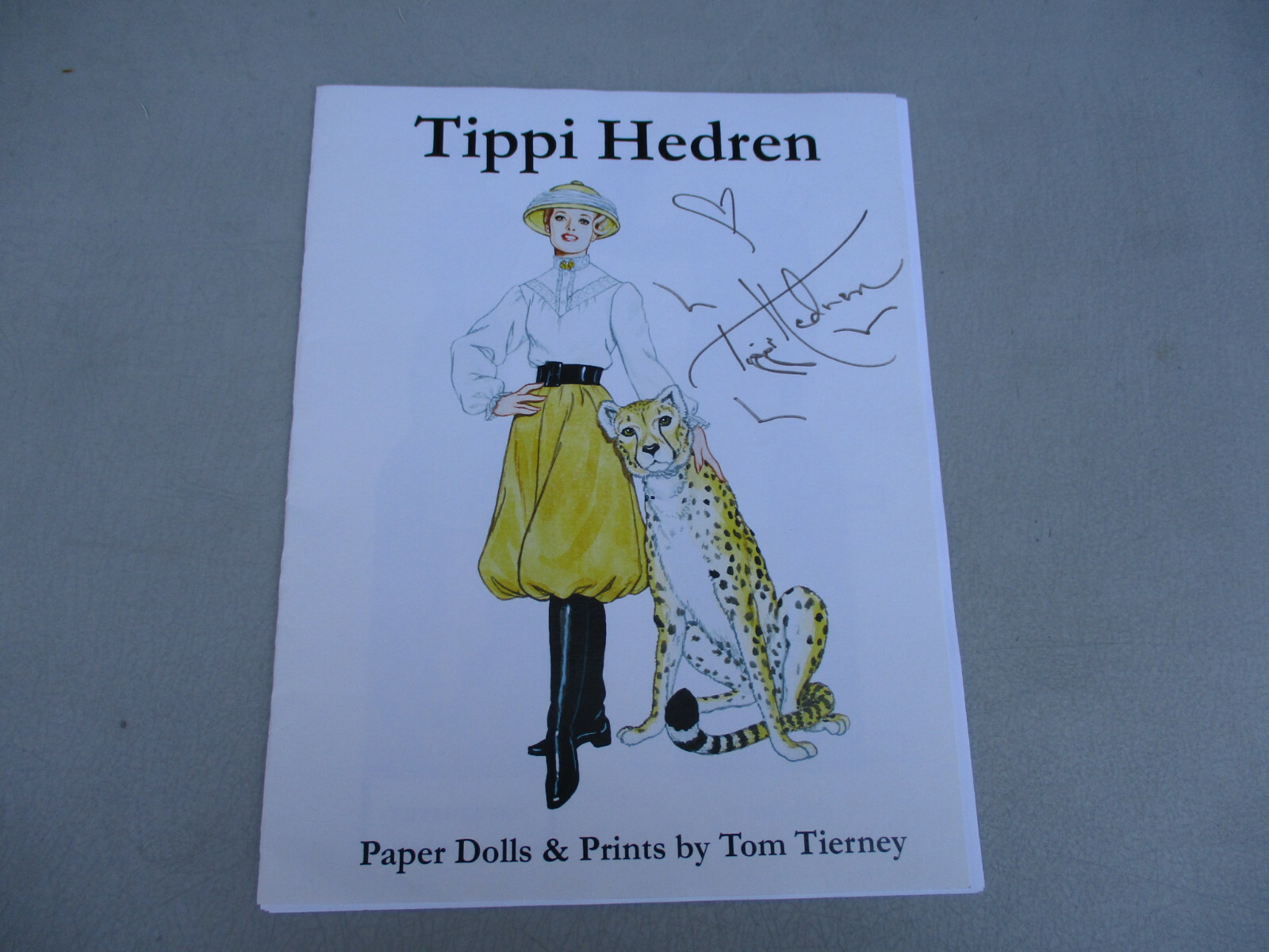 Tippi Hedren Signed Real Actual Autograph Paper Doll The Birds Cult Classic 2004