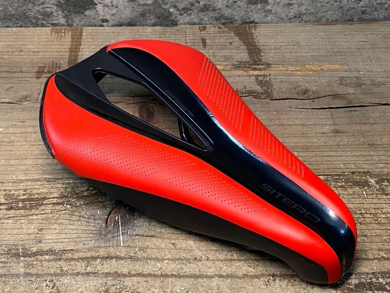SPECIALIZED SITERRO サドル Sitero