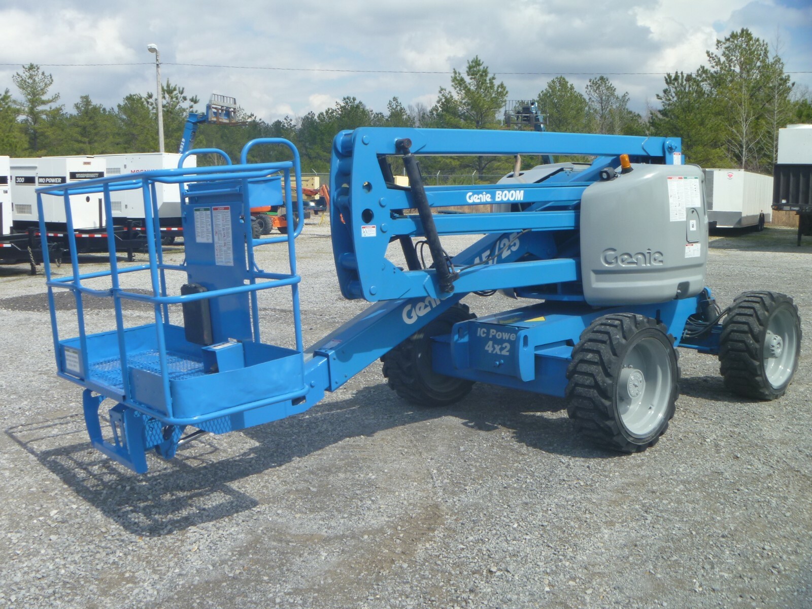 2007 Genie Z45/25 Articulating Boom Lift Dual Fuel