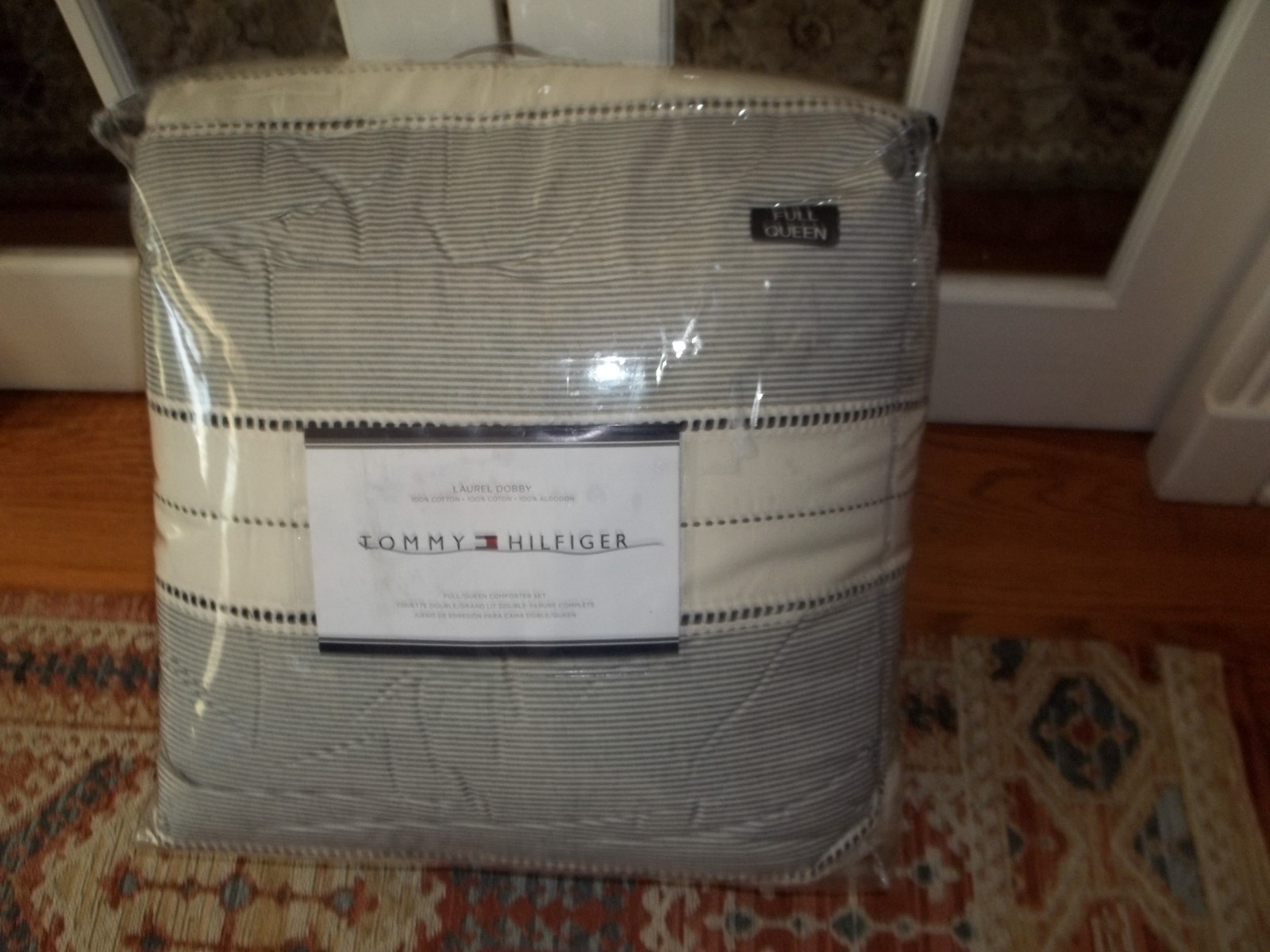 NIP Tommy Hilfiger Laurel Dobby Full/Queen Comforter & Shams Set 3pc