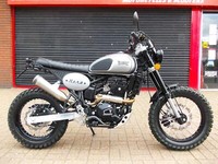 BLUROC BULLIT MOTORCYCLES HERO 250 E5 ABS BRAND NEW 2 YEAR WARRANTY FINANCE
