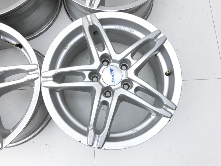 Audi TT Roadster 8J 8J9 10-14 4x Felgen Alufelgen 5X112 7X16Zoll ET48 Audi TT Roadster 8J 8J9 10-14 26.04.2011 KBA... Vorschau 4