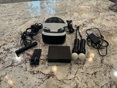 Sony Playstation VR bundle (Playstation 4) 2 Motion Aim controllers PSVR
