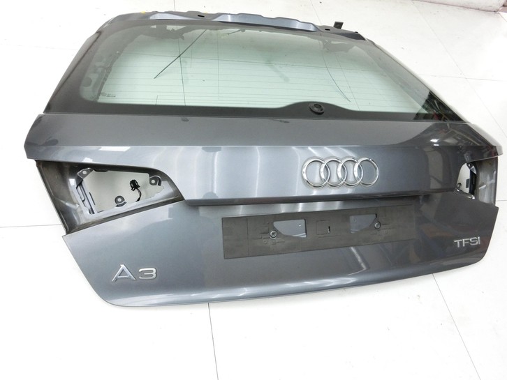 Audi A3 8V 12-16 5T Heckklappe Kofferraumdeckel LX7R Audi A3 8V 12-16 17.06.2014 gebraucht Bild 2