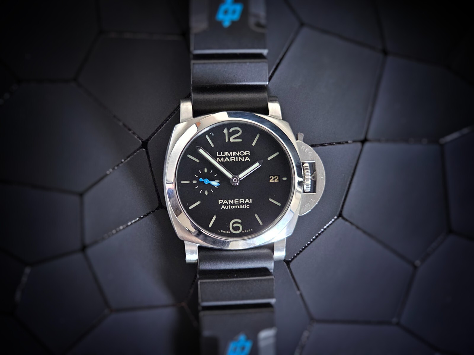 青*中様 【OFFICINE PANERAI】 44m用ラバーベルト／ブラック／ Amazon.co.jp: [輸入王オリジナル] 時計パーツ パネライと互換性
