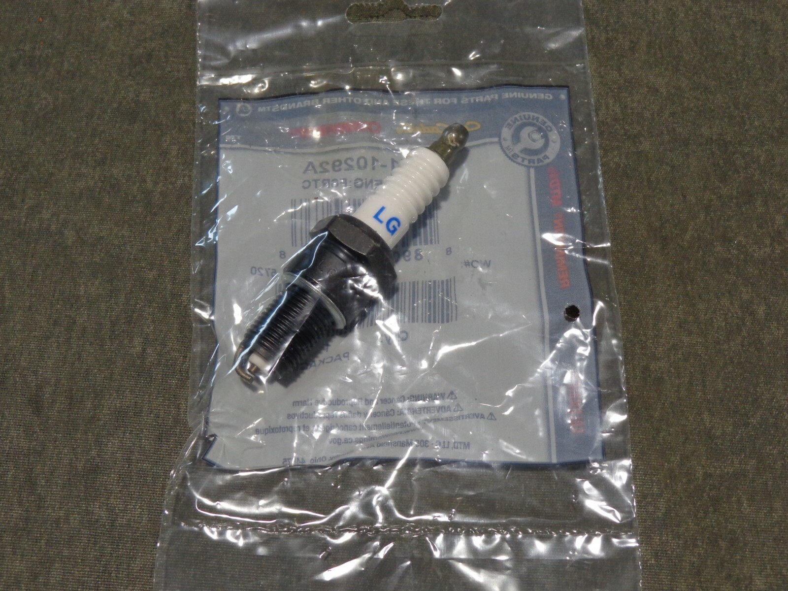 Spark Plug Mtd Troy Bilt Cub Cadet Snow Blower