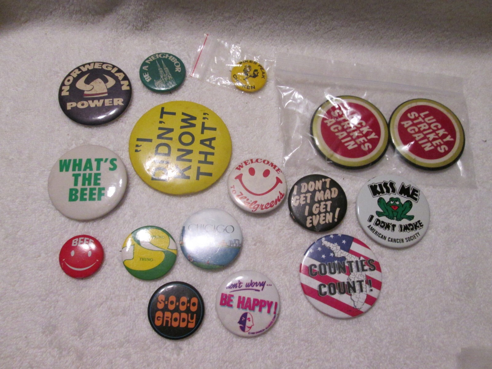 Vintage Pin Back Buttons Lot Advertising | eBay