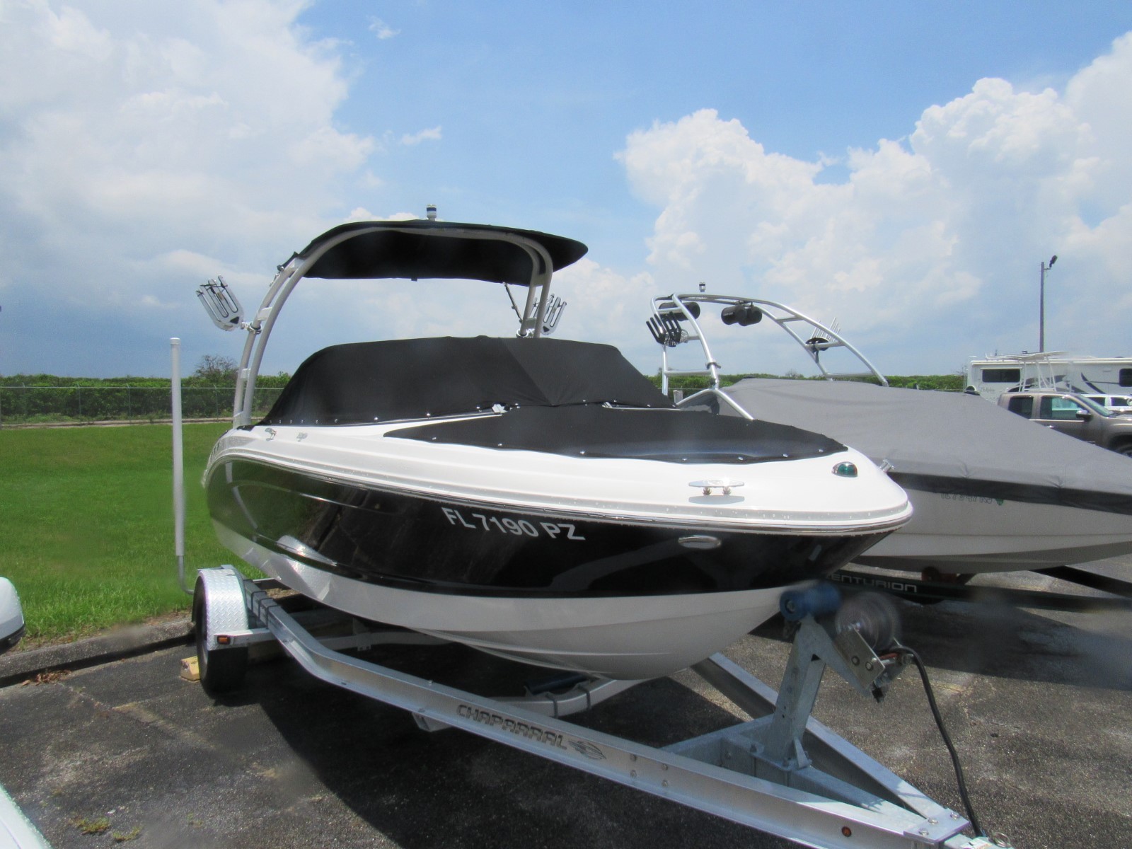 2015 Chaparral H2O Sport With Tower Very Clean Low Hours!