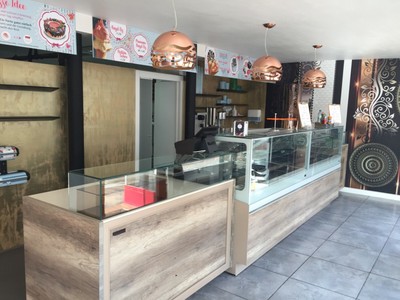 Eisdiele Einrichtung gebraucht kaufen! Nur 3 St. bis -75% günstiger