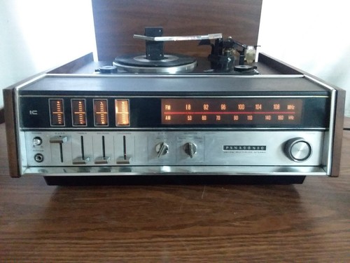 Panasonic Multiplex SD-109 AM FM Stereo Music Center