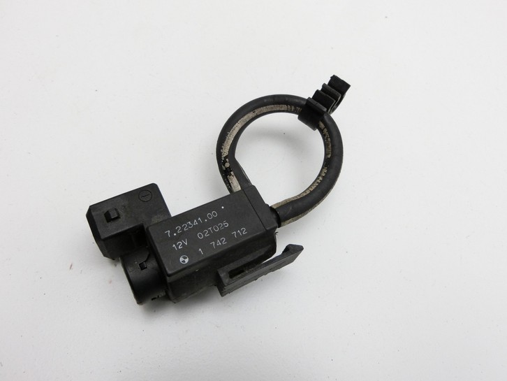BMW 5er E39 530d 00-04 3,0d 142KW Magnetventil Druckwandler BMW 5er E39 530d 00-04 09.04.2002 7796634 11747796634... Bild 2