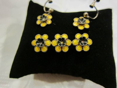 VINTAGE- MEKA DENMARK- STERLING SILVER YELLOW ENAMEL FLOWER PIN & EARRINGS SET