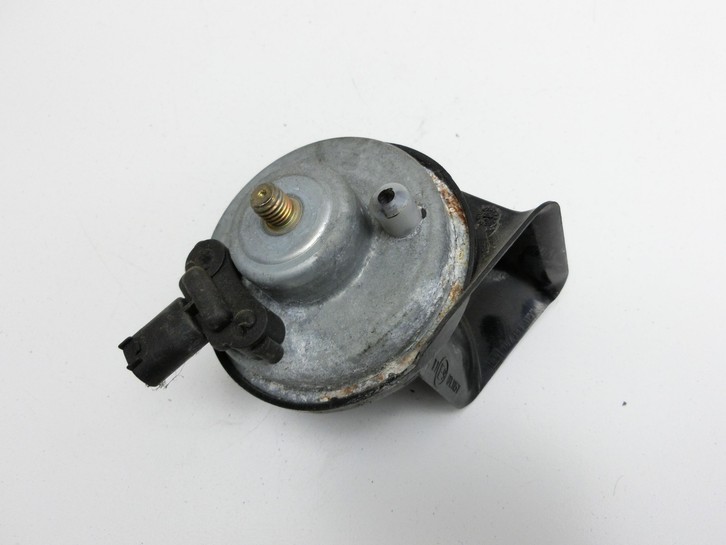 BMW 3er E46 99-01 Hupe Signalhorn Hochtöner Links BMW 3er E46 99-01 10.07.2000 8379712 61338379712 01.1157 gebraucht Vorschau 3