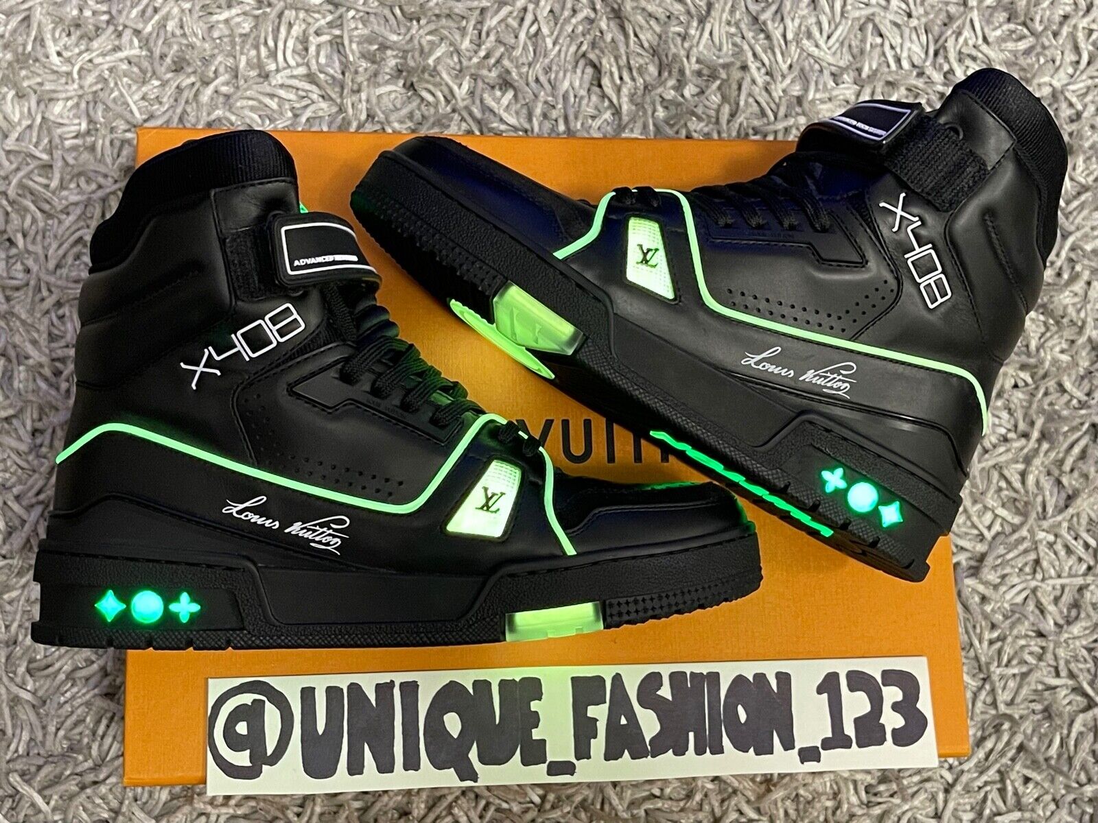 LOUIS VUITTON LED LIGHT UP X480 FIBER OPTIC LV TRAINER LOUIS VUITTON LED LIGHT UP X480 FIBER OPTIC LV TRAINER