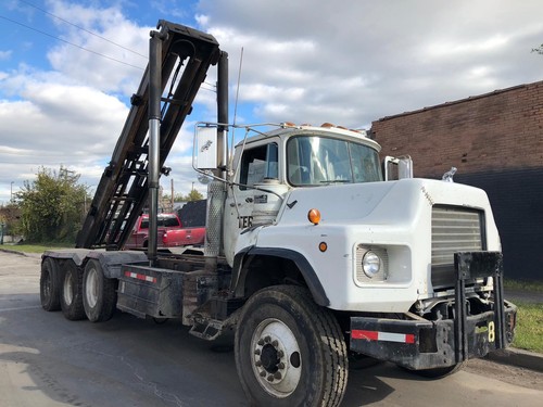 Used Roll-Off Truck