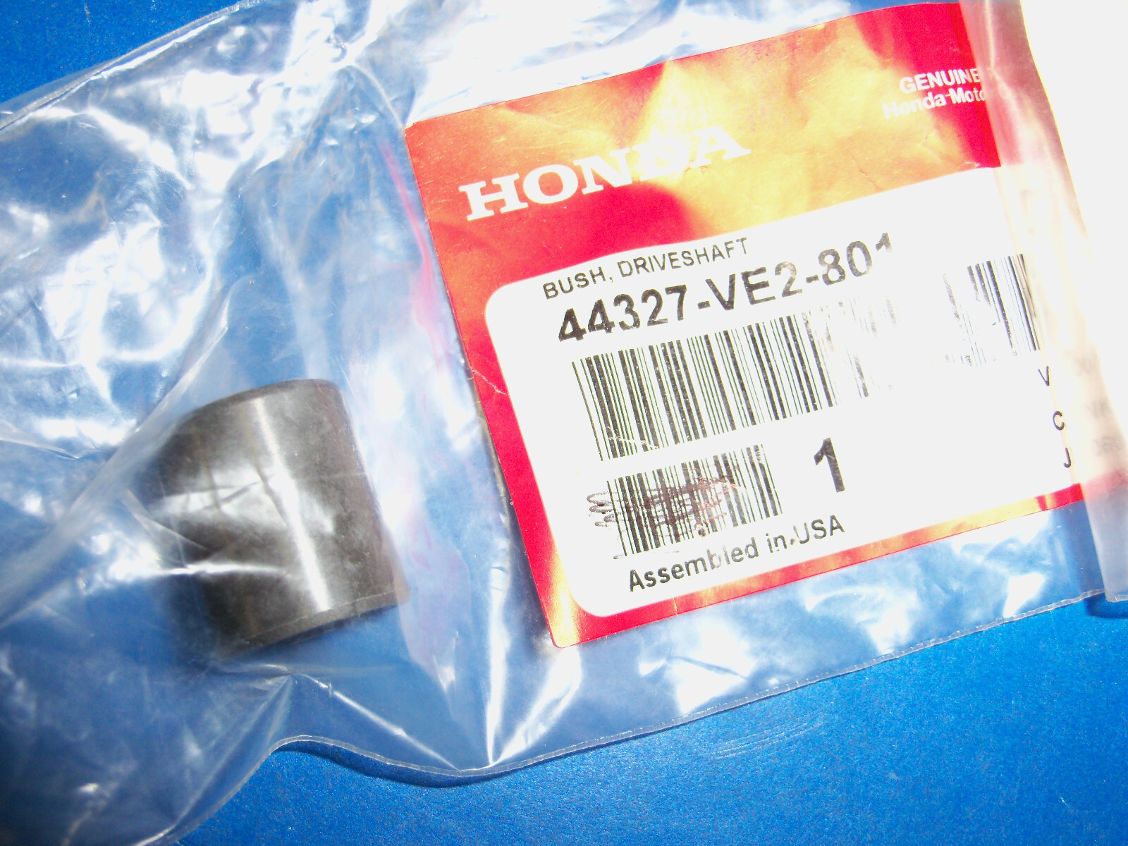 Genuine NOS Honda BUSH DRIVESHAFT 44327-VE2-801 Engine HO Genuine NOS Honda BUSH DRIVESHAFT 44327-VE2-801 Engine HO