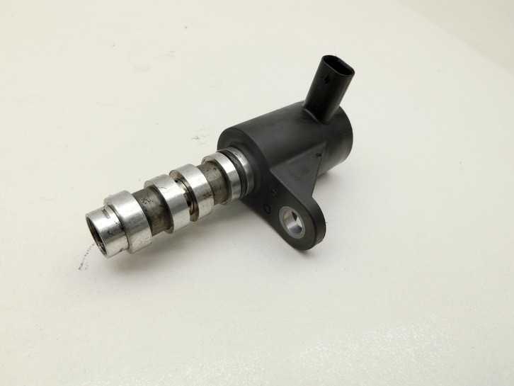 Oil pressure control valve for Adjustment Camshaft Mercedes S213 E220d 17-21 - Bild 2