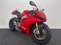 DUCATI PANIGALE V4S **FULL DOCUMENTED HISTORY - DTC - QUICK SHIFT **