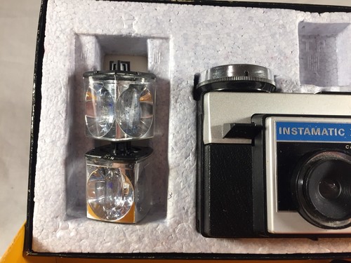 Vintage Kodak Instamatic X25 Color Outfit Camera For Parts