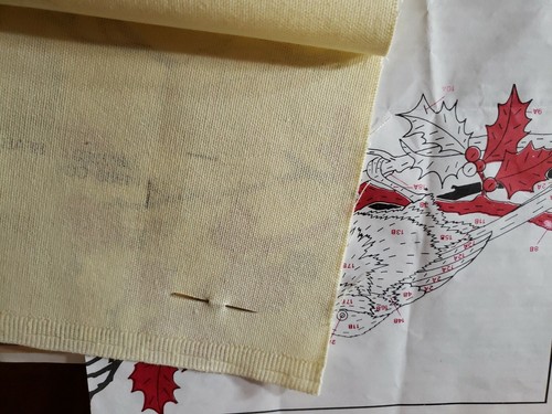 Creative Circle 2350 Holly Tree Chickadees CREWEL KIT birds floral 1990 VTG