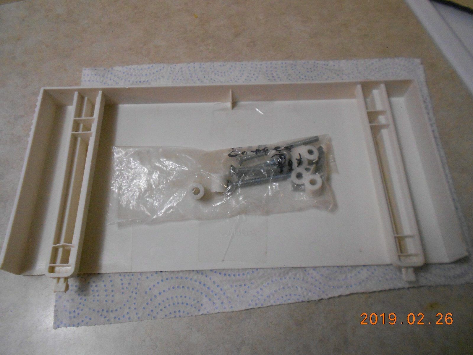 Black & Decker ODC 450 Spacemaker Coffee Maker Mounting Bracket W/SCREWS