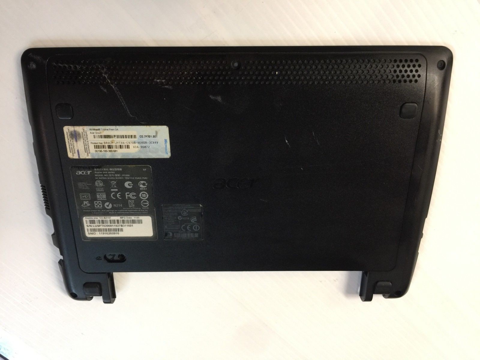 Acer Aspire one P1VE6 Bottom Cover