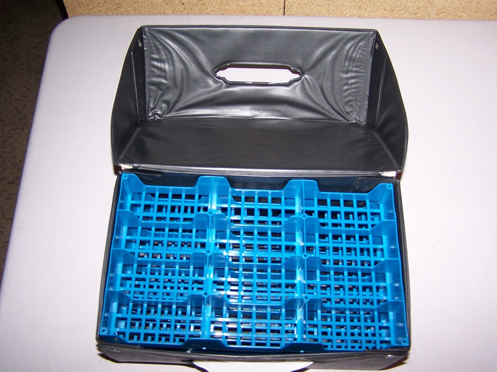 1982 ERTL COLLECTORS CASE FOR 1/64 SCALE CARS