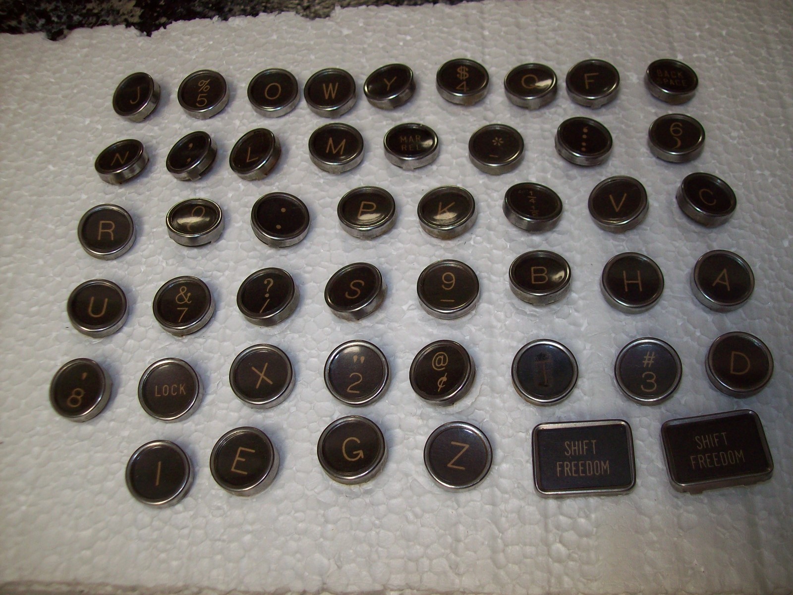 47 royal arrow glass top typewriter black and white keys