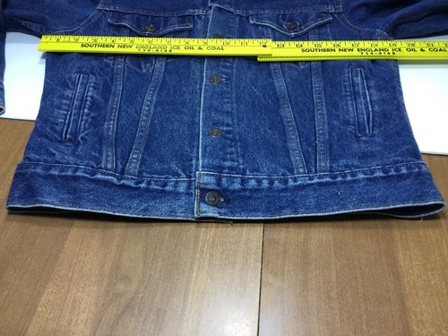 Levi's Denim Jacket Pre-owned. 70706-0216 SIZE 20