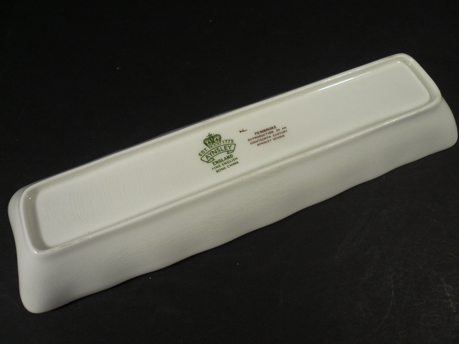 Aynsley Pembroke Gold Trim w/ Bird & Flowers Cracker / Mint Dish England 8