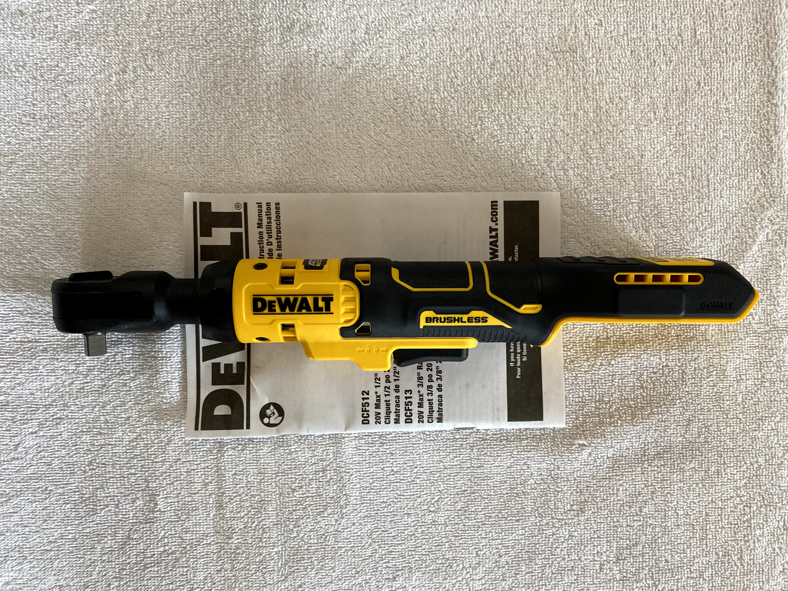 New Dewalt Atomic Series DCF513B 20 Volt  Li-ion 3/8” Brushless Cordless Ratchet