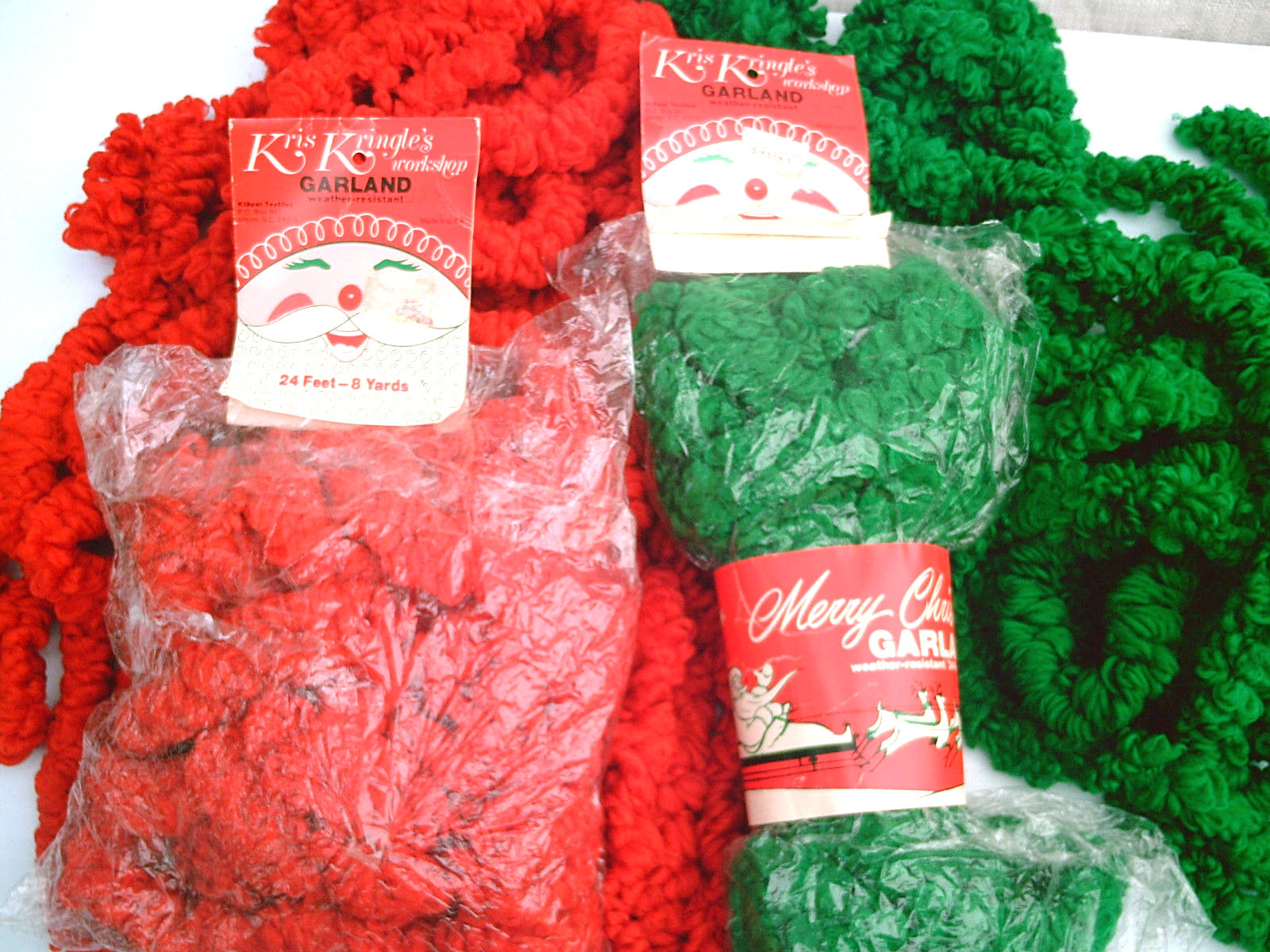 ESTATE LOT 100+ Feet of VTG Kris Kringle Red & Green Christmas Tree Rope Garland