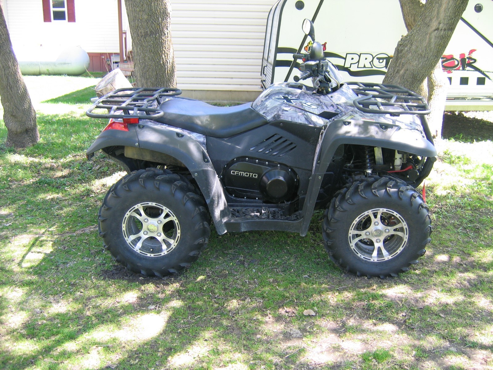 2013 Cfmoto x5 4x4 ATV Winter Camo 500cc Excellent Used Condition Only 200 Miles