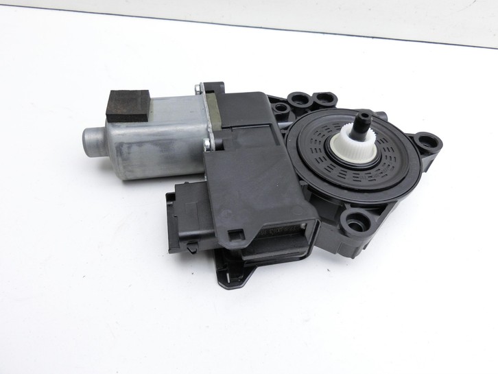 Hyundai I40 VF 12-19 Kombi Fensterhebermotor Rechts Vorne Hyundai I40 VF 12-19 09.07.2014 824603Z010 82460-3Z010... Vorschau 2