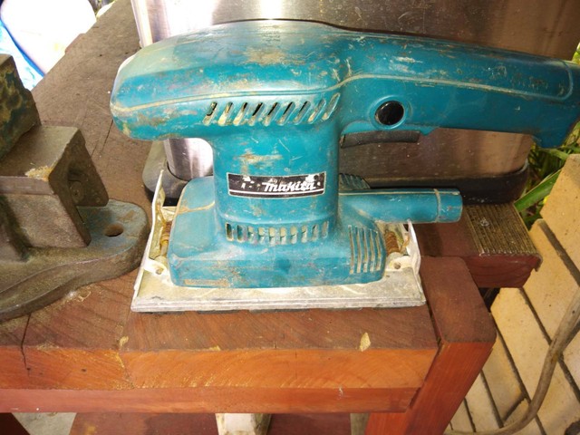 Плоскошлифовальная машина makita bo3700