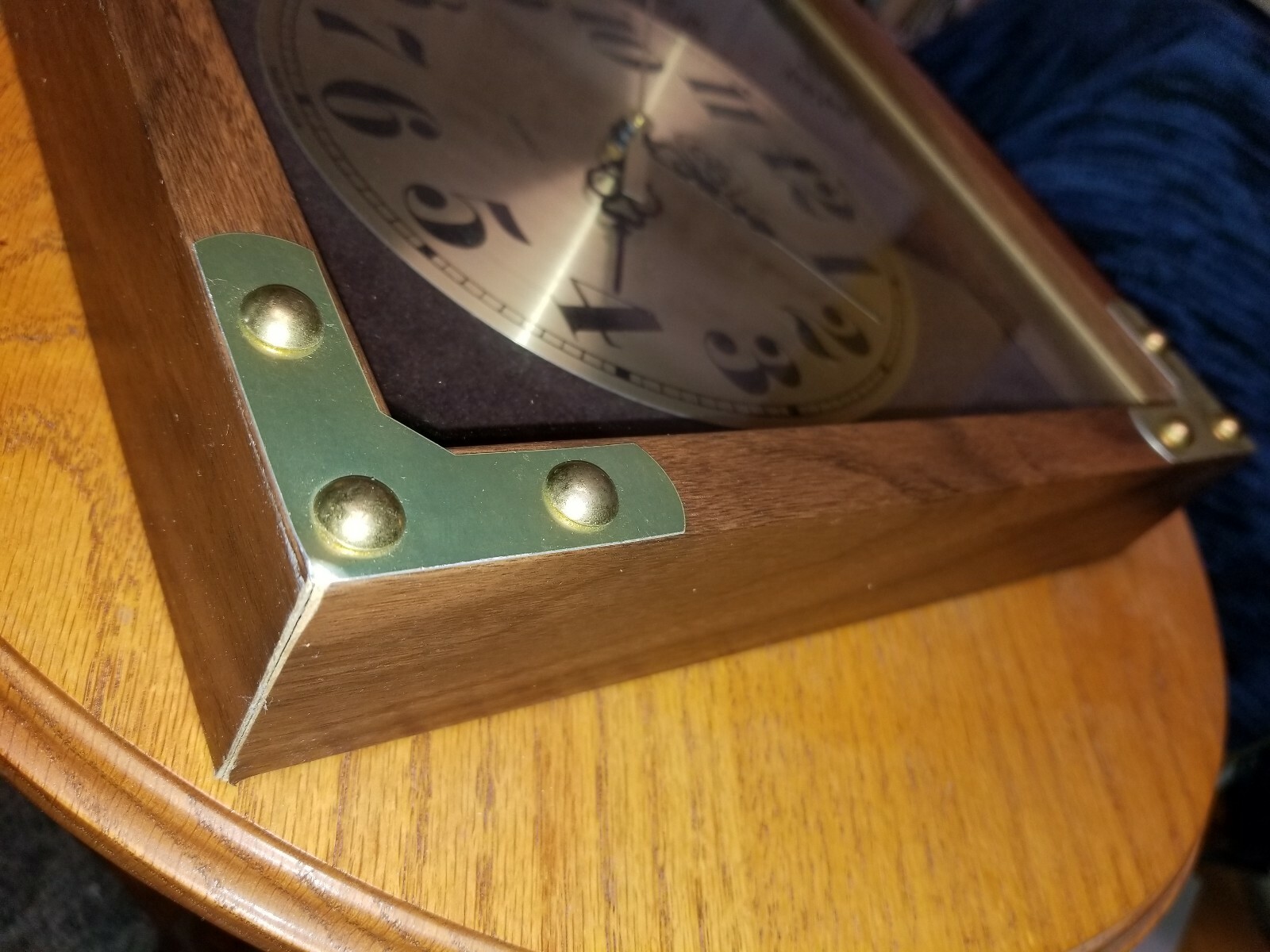 Vintage 11''x11'' Pioneer Seed Corn wood grain gold anodized wall clock