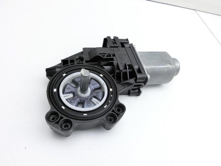 Tesla Model 3 Perf 20-23 Fensterhebermotor Hinten Rechts Tesla Model 3 Perf 20-23 18.04.2023 1A002247A gebraucht Vorschau 2