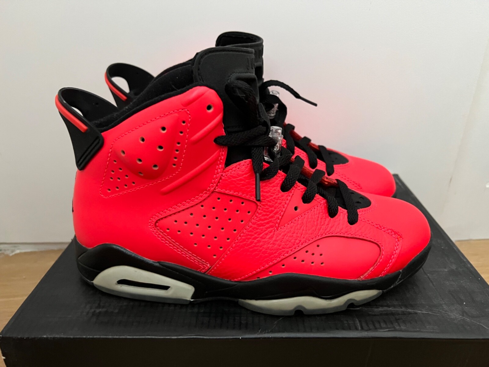 Size 8.5 - Jordan 6 Retro Infrared 23 | eBay Size 8.5 - Jordan 6 Retro Infrared 23 | eBay