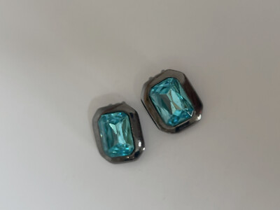 Vintage Signed KIM Pat 2733491 Black tone BLUE Rhinestone Clip-On Earrings 1 