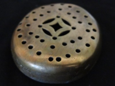 ANTIQUE MONGOLIAN BUDDHIST  COPPER INCENSE BURNER LID WITH COIN LIKE PATTERN