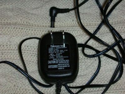 THOMSON INC CLASS 2 TRANSFORMER MODEL 5 2651 IN:AC 120V 60HZ 5.5W OUT:AC9V 400mA