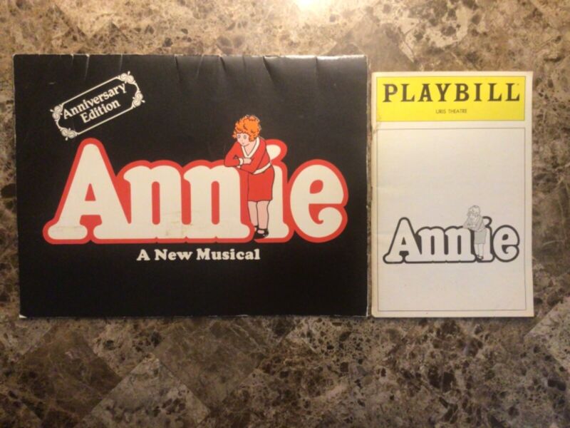 ANNIE The Broadway Play - Vintage 1982 Program & Playbill from Uris Theater NYC