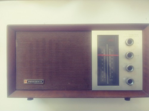 ナショナル　RE-725 AM/FMラジオ ジャンク○National/ナショナル○卓上ラジオ FM/AM RE-725 昭和