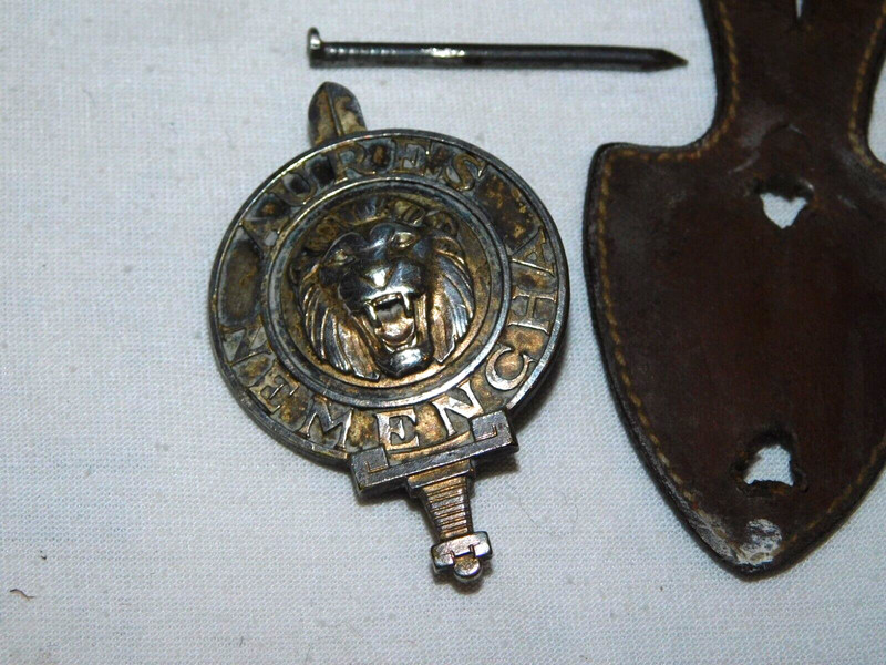 Aures Nemencha  / Insigne Epoque Algerie