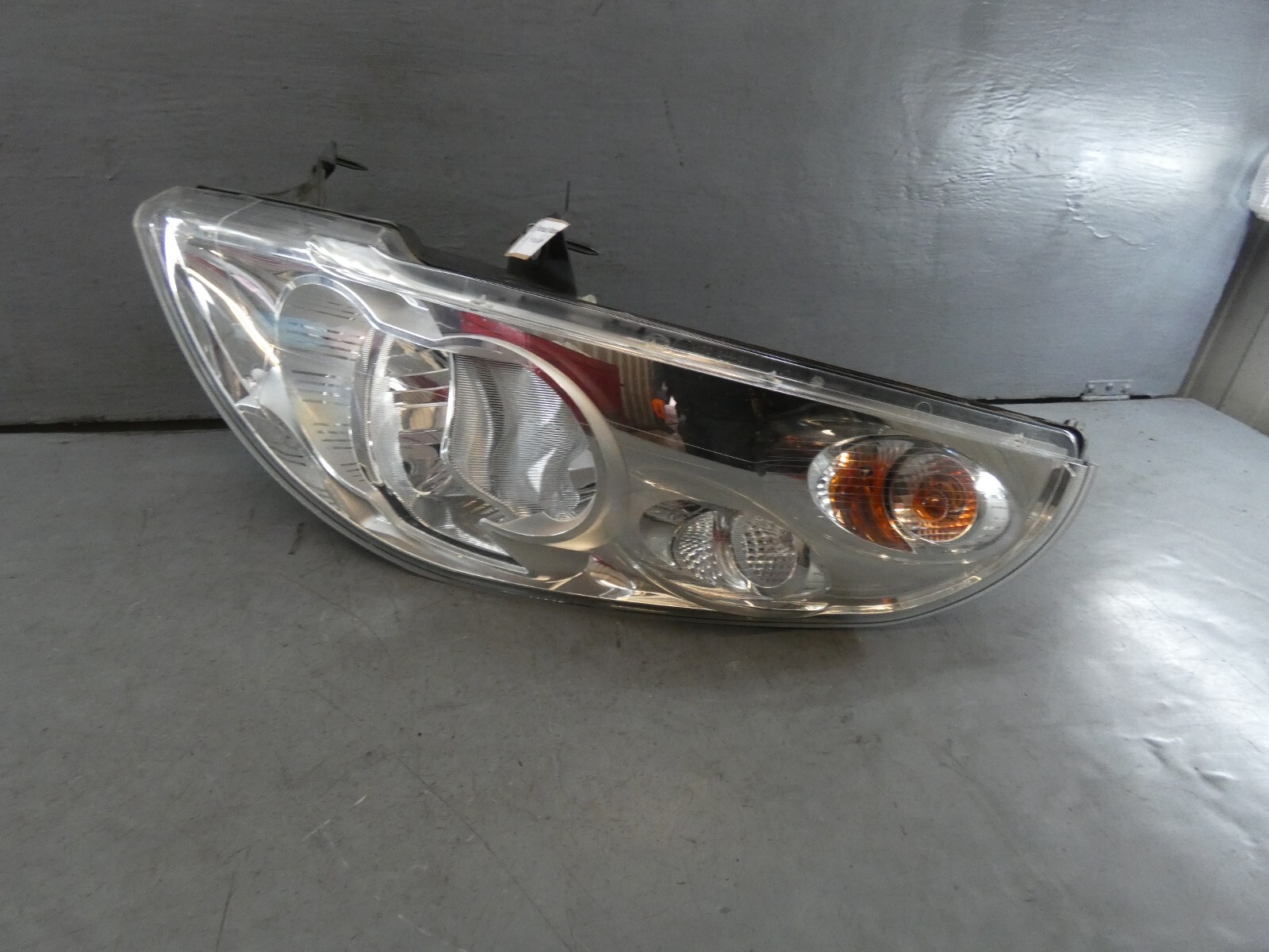Renault Master Passenger Nearside Front Headlight Headlamp 2017